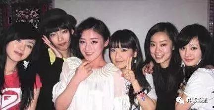 娱乐吃瓜姐妹微博